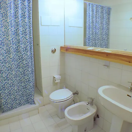 Family In Near Sea Apartmán Olbia